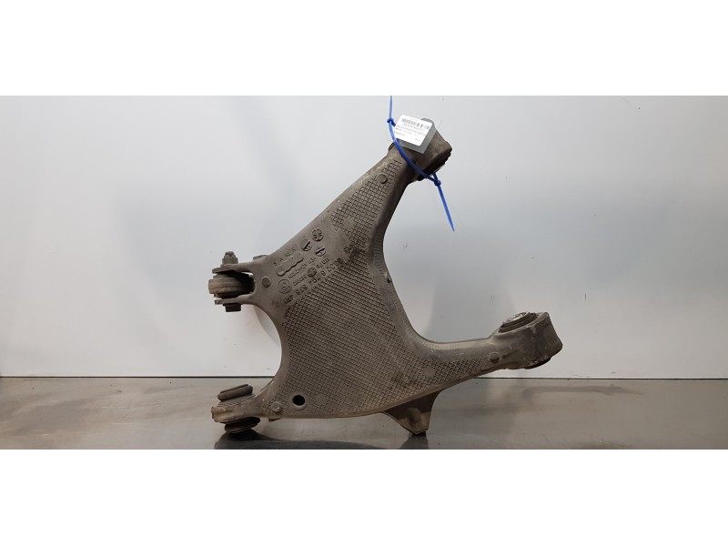 Recambio de brazo suspension inferior trasero derecho para bmw serie 5 lim. (f10) 530d referencia OEM IAM 33326794876  