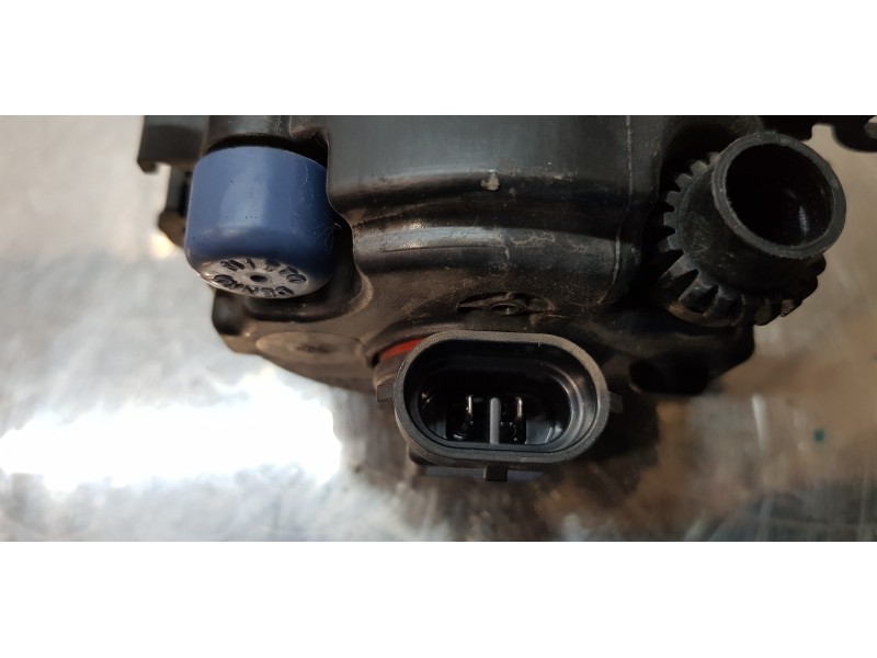 Recambio de faro antiniebla derecho para ford c-max titanium referencia OEM IAM 2N1115201AB   Recambio de faro antiniebla derecho para ford c-max titanium referencia OEM IAM 2N1115201AB