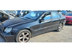mercedes clase c (w203) berlina del año 2005 2