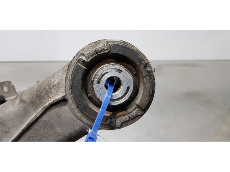 Recambio de brazo suspension inferior trasero derecho para bmw serie 5 lim. (f10) 530d referencia OEM IAM 33326794876  