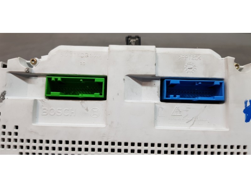 Recambio de cuadro instrumentos para volkswagen touareg (7la) tdi r5 referencia OEM IAM 7L6920880M  