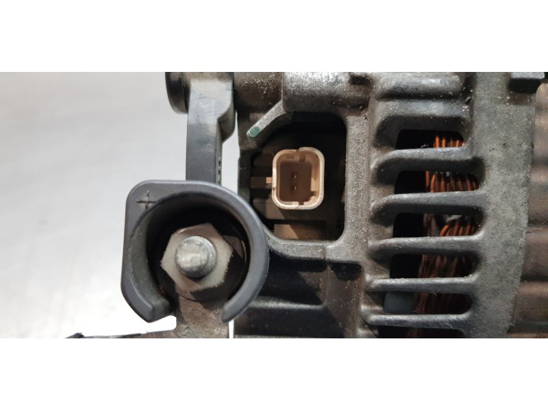 Recambio de alternador para peugeot 407 sw premium referencia OEM IAM 9654752880  