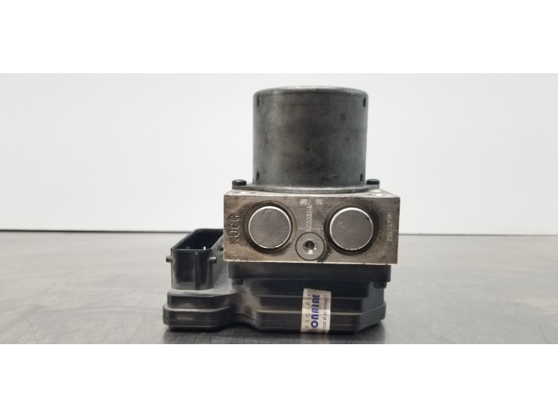 Recambio de abs para kia sportage emotion 4x2 referencia OEM IAM 589203U310  