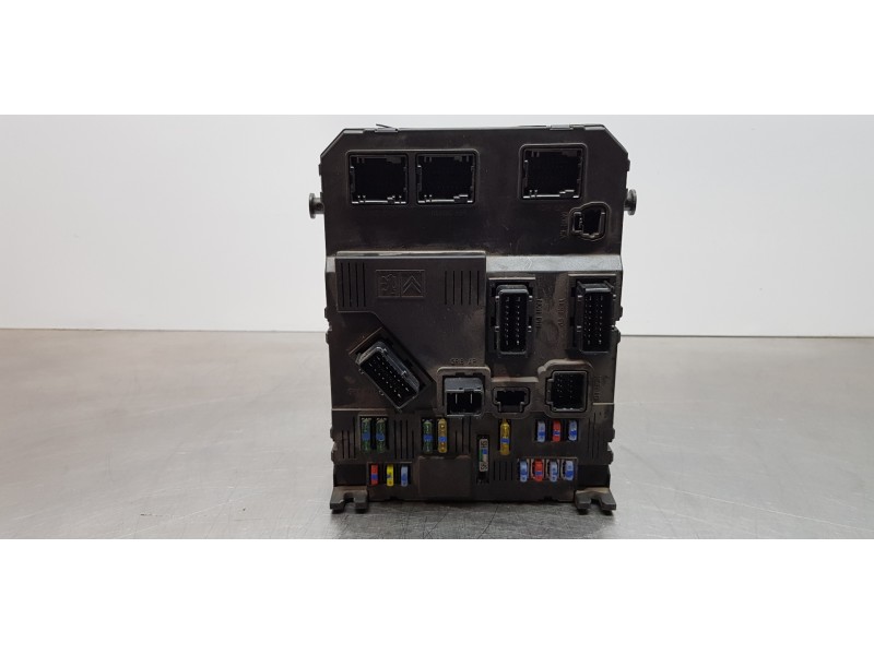 Recambio de caja reles / fusibles para peugeot 407 sw premium referencia OEM IAM 9655708480   Recambio de caja reles / fusibles para peugeot 407 sw premium referencia OEM IAM 9655708480