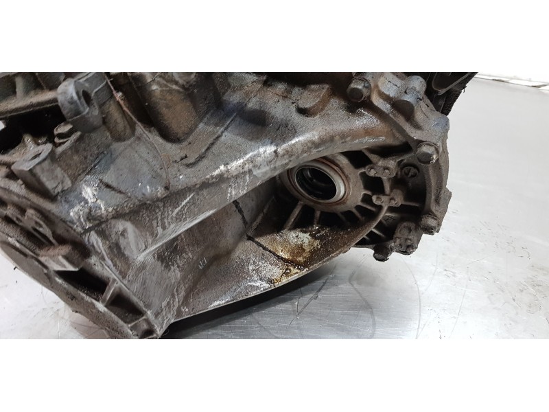 Recambio de caja cambios para hyundai matrix (fc) 1.5 crdi 16v gls referencia OEM IAM 4300023250  