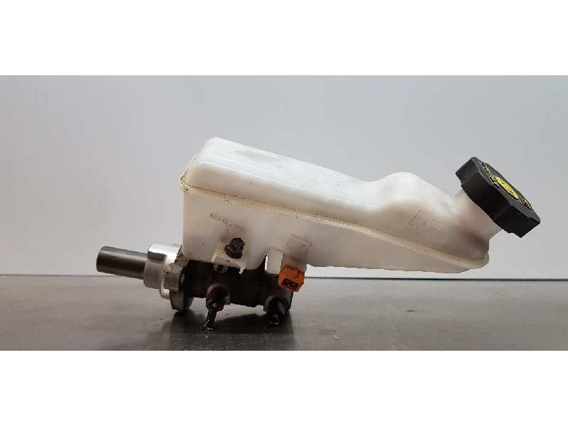 Recambio de bomba freno para kia ceed business referencia OEM IAM 58510G4200  