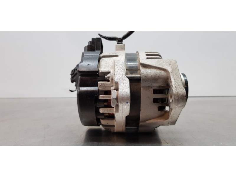 Recambio de alternador para kia rio (yb) business referencia OEM IAM 3730004950  