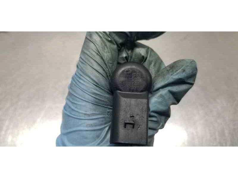 Recambio de inyector para ford fiesta (cbk) ambiente referencia OEM IAM 9649574480  