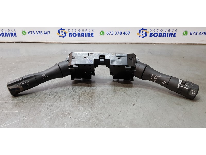 Recambio de mando multifuncion para nissan juke (f15) visia referencia OEM IAM 255601KK0B   Recambio de mando multifuncion para nissan juke (f15) visia referencia OEM IAM 255601KK0B