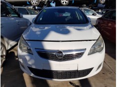 opel astra j lim. del año 2010