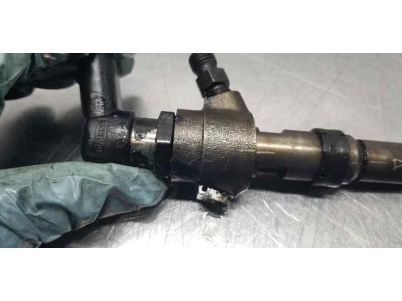 Recambio de inyector para ford fiesta (cbk) ambiente referencia OEM IAM 9649574480  
