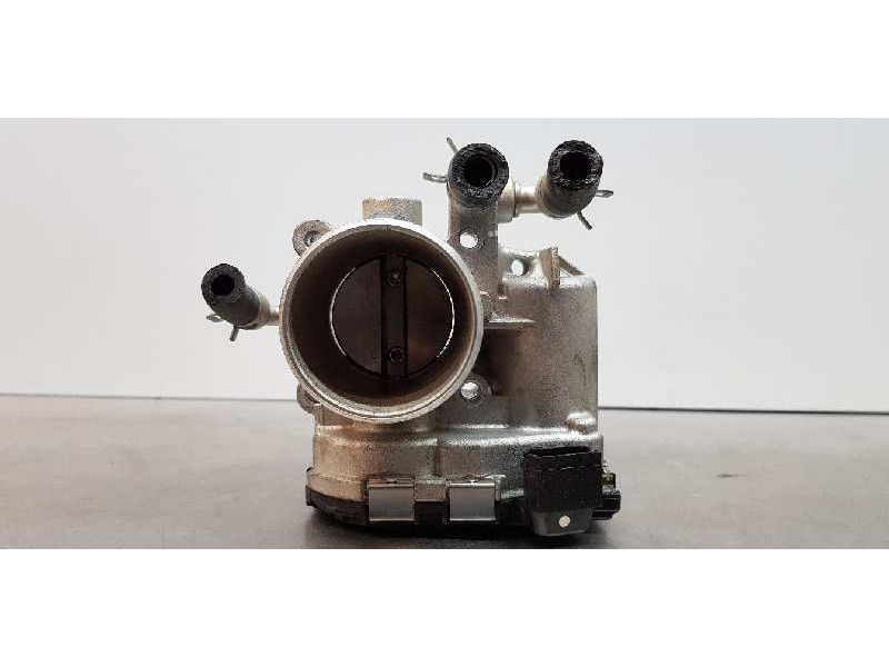 Recambio de caja mariposa para kia ceed business referencia OEM IAM 3510004610 6 PINES 