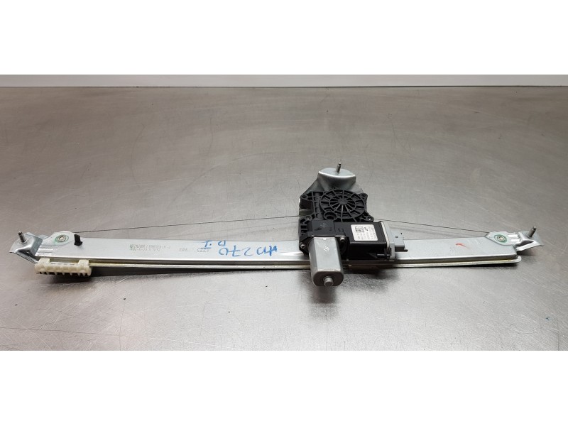 Recambio de elevalunas delantero izquierdo para renault trafic furgón l2 referencia OEM IAM 807216280R  