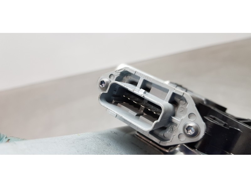 Recambio de elevalunas delantero izquierdo para renault trafic furgón l2 referencia OEM IAM 807216280R  