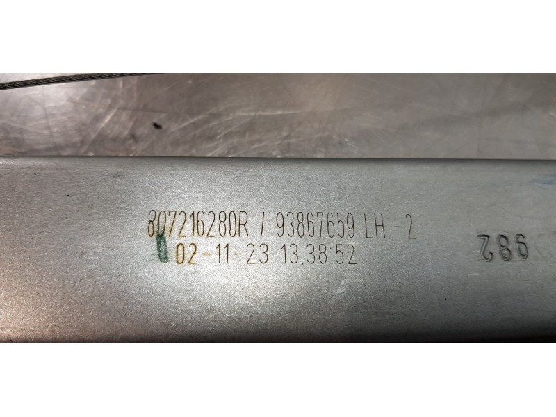 Recambio de elevalunas delantero izquierdo para renault trafic furgón l2 referencia OEM IAM 807216280R  