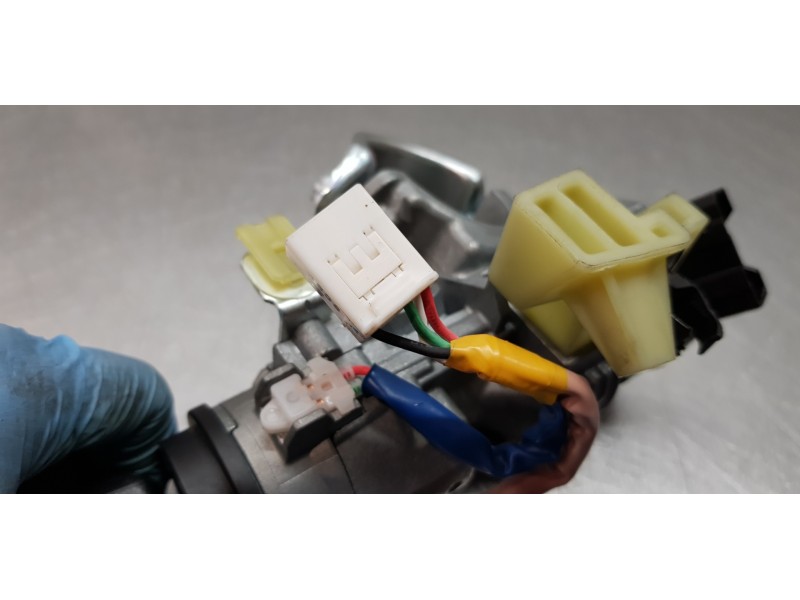 Recambio de antirrobo para kia rio (yb) business referencia OEM IAM 81910D3000  