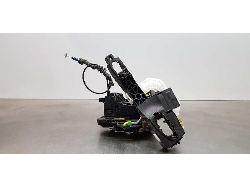 Recambio de cerradura puerta trasera izquierda para kia ceed business referencia OEM IAM 81410J7000 5 PINES 