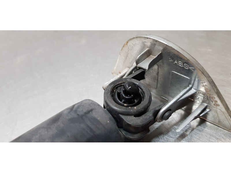 Recambio de limpia faros xenon para maserati quattroporte básico referencia OEM IAM 20360911  