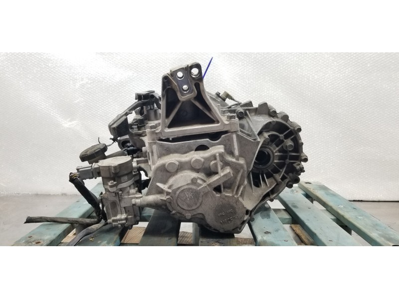 Recambio de caja cambios para kia ceed sportswagon tech referencia OEM IAM 4300032AE5  