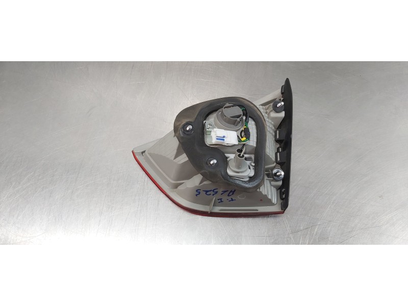 Recambio de piloto trasero izquierdo interior para hyundai ix35 style 2wd referencia OEM IAM 924052Y000  