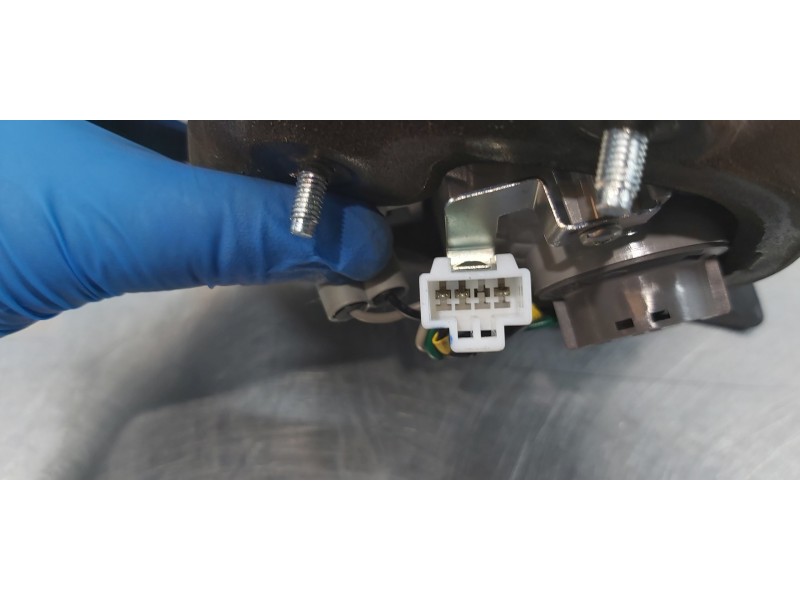 Recambio de piloto trasero izquierdo interior para hyundai ix35 style 2wd referencia OEM IAM 924052Y000  