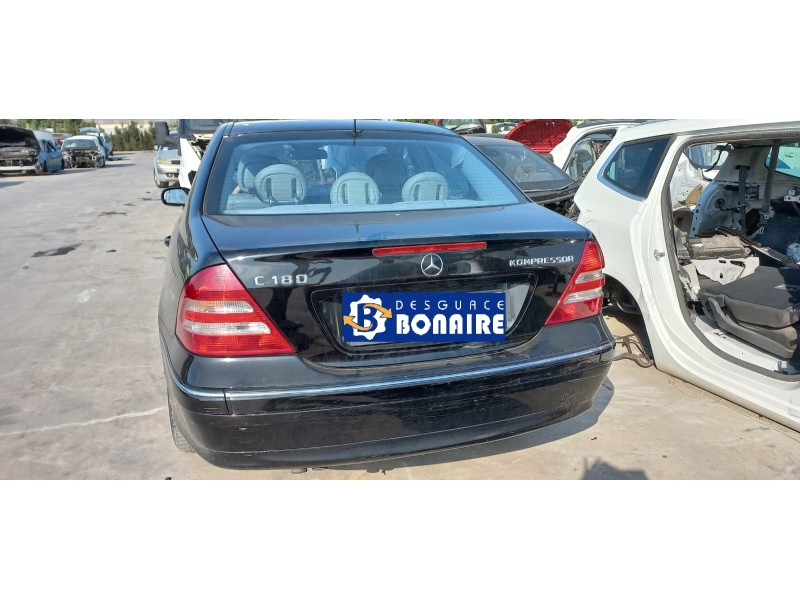 mercedes clase c (w203) berlina del año 2005