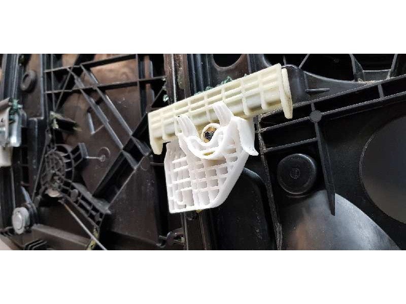 Recambio de elevalunas delantero derecho para kia ceed business referencia OEM IAM 82481J7000 6 PINES 