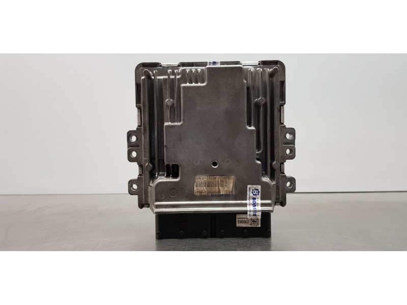 Recambio de centralita motor uce para kia ceed sportswagon tech referencia OEM IAM 391112U463  