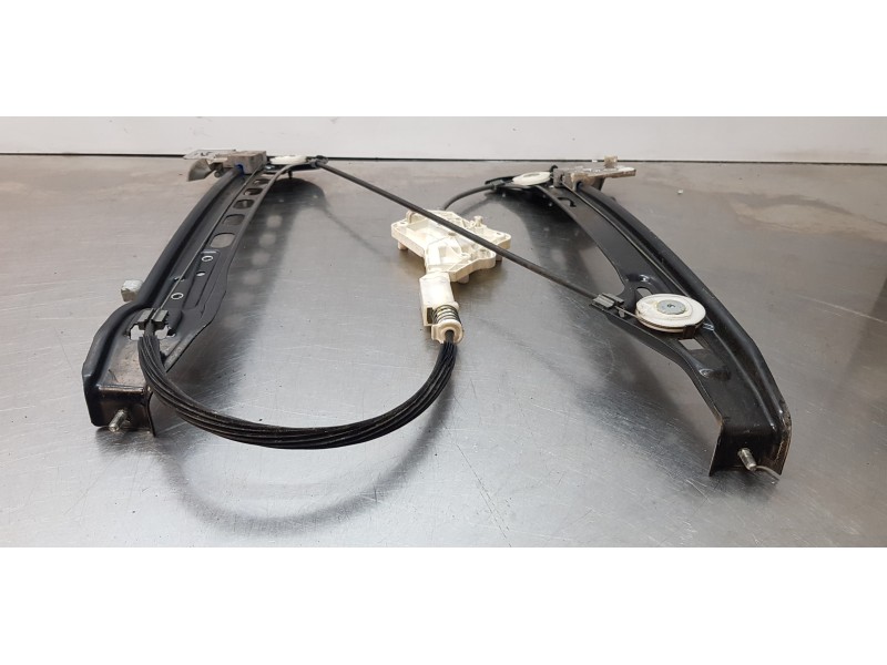 Recambio de elevalunas trasero derecho para mercedes clase cls (w219) 320 cdi (219.322) referencia OEM IAM A2197301046   Recambio de elevalunas trasero derecho para mercedes clase cls (w219) 320 cdi (219.322) referencia OEM IAM A2197301046