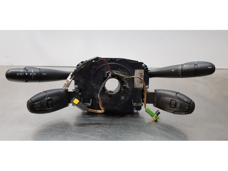 Recambio de mando multifuncion para peugeot 207 cc básico referencia OEM IAM 96630728XT  