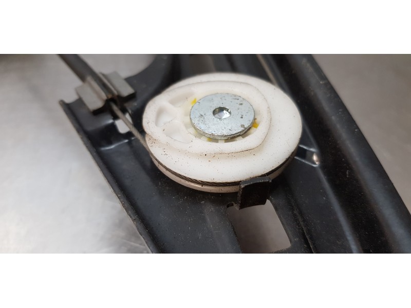 Recambio de elevalunas trasero derecho para mercedes clase cls (w219) 320 cdi (219.322) referencia OEM IAM A2197301046   Recambio de elevalunas trasero derecho para mercedes clase cls (w219) 320 cdi (219.322) referencia OEM IAM A2197301046