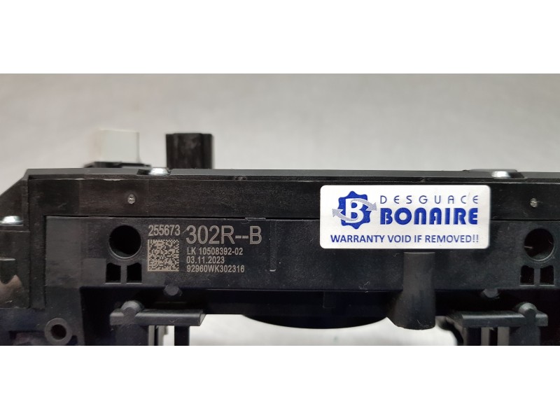 Recambio de mando multifuncion para renault trafic furgón l2 referencia OEM IAM 255673302R  