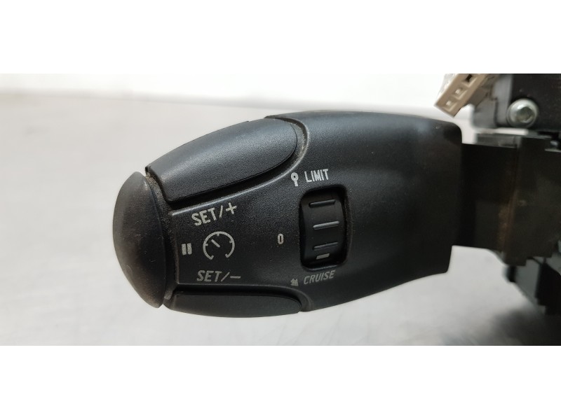 Recambio de mando multifuncion para peugeot 207 cc básico referencia OEM IAM 96630728XT  