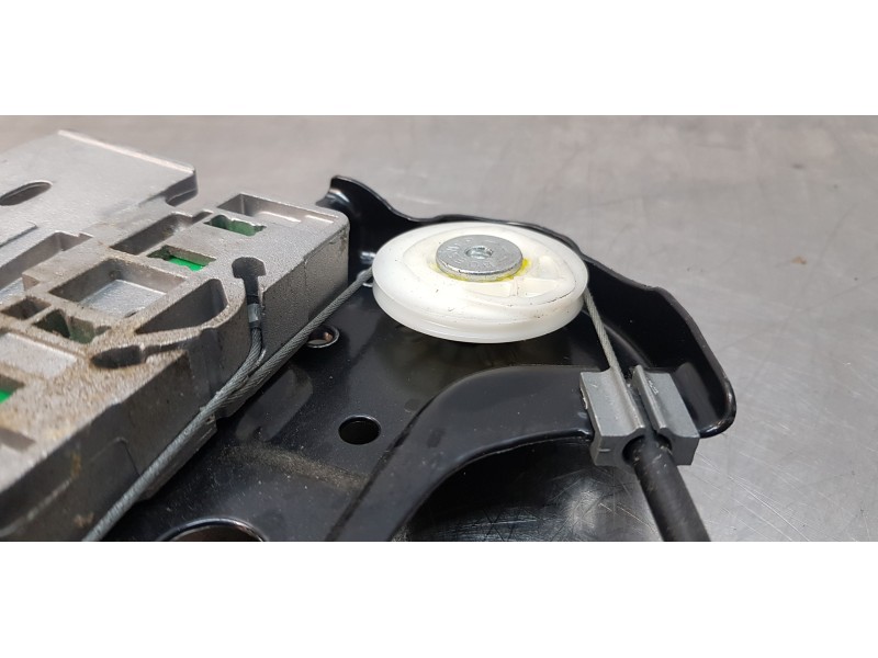 Recambio de elevalunas trasero derecho para mercedes clase cls (w219) 320 cdi (219.322) referencia OEM IAM A2197301046   Recambio de elevalunas trasero derecho para mercedes clase cls (w219) 320 cdi (219.322) referencia OEM IAM A2197301046