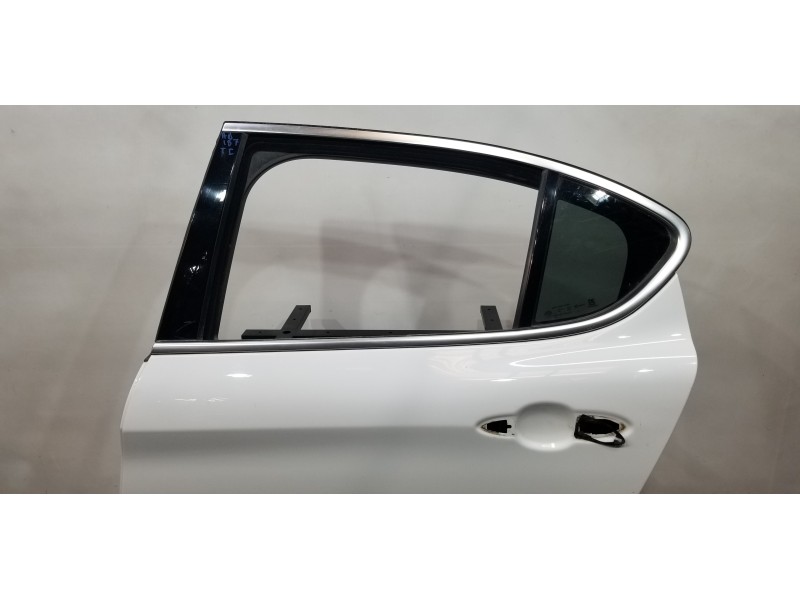 Recambio de puerta trasera izquierda para alfa romeo stelvio (630) basis q4 referencia OEM IAM 50539534  