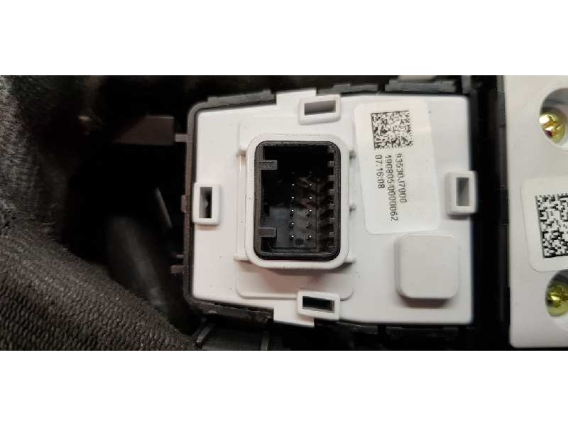 Recambio de mando elevalunas delantero izquierdo para kia ceed business referencia OEM IAM 93571J7100  