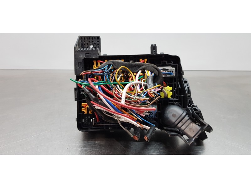 Recambio de caja reles / fusibles para kia rio (yb) business referencia OEM IAM 91285H8990 91950H8340 