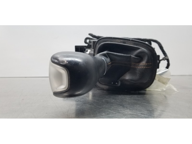 Recambio de palanca cambio para jeep compass ii longitude 4x4 referencia OEM IAM 68364234AB 6MZ66XSAAA 6MZ68LT5AB
