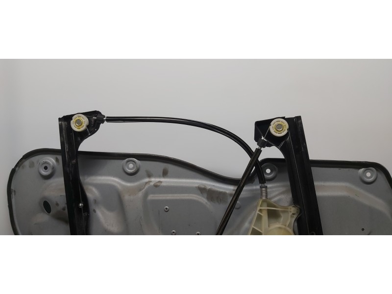 Recambio de elevalunas delantero derecho para volkswagen caddy ka/kb (2c) kombi bluemotion referencia OEM IAM 2K1837730L 2K18377 Recambio de elevalunas delantero derecho para volkswagen caddy ka/kb (2c) kombi bluemotion referencia OEM IAM 2K1837730L 2K18377