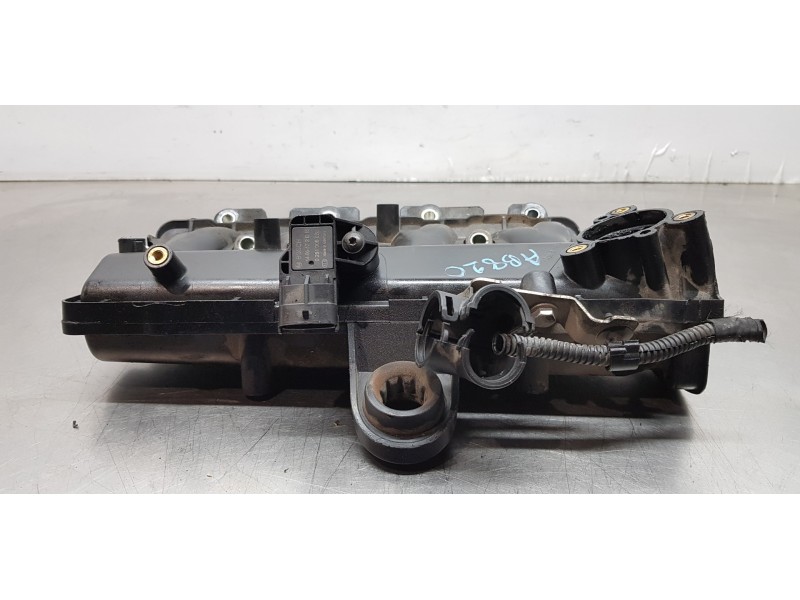 Recambio de colector admision para fiat fiorino adventure combi referencia OEM IAM 55230898  