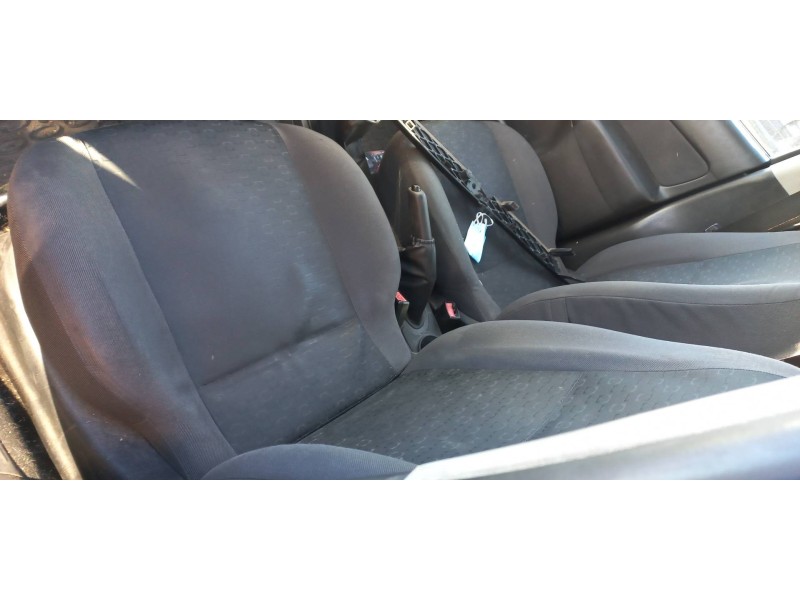 ford focus turnier (cak) del año 2004 ford focus turnier (cak) del año 2004