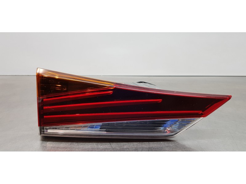 Recambio de piloto trasero izquierdo interior para lexus is 300h referencia OEM IAM 8159053172  