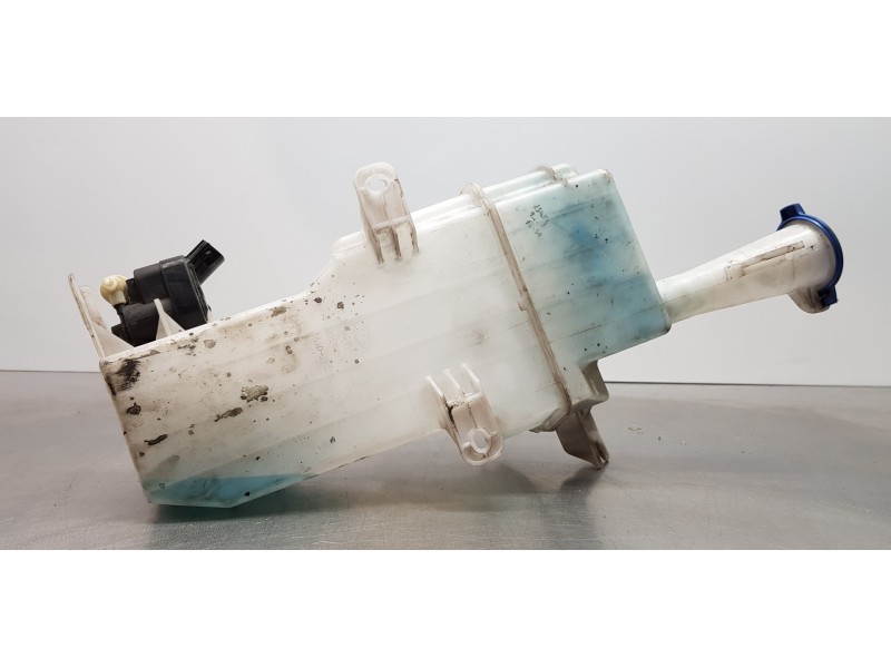 Recambio de deposito limpia para kia ceed sportswagon tech referencia OEM IAM 98610J7000  
