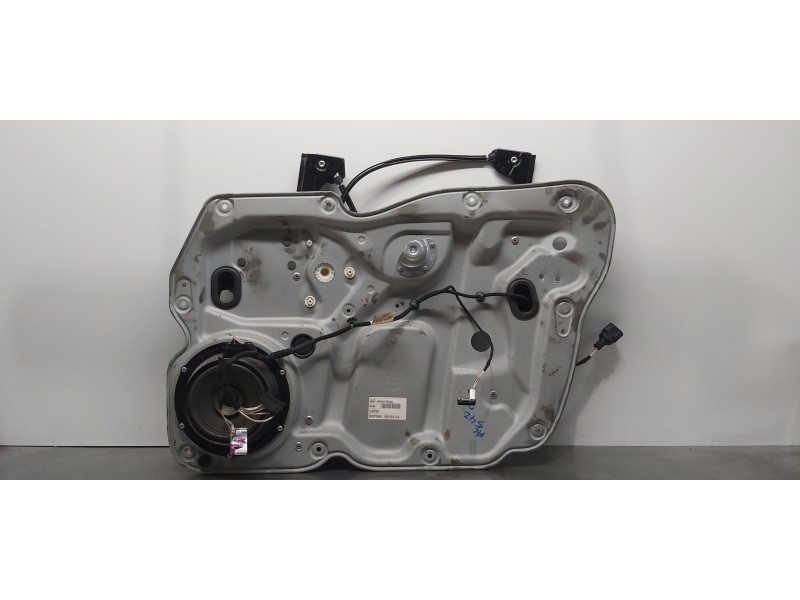Recambio de elevalunas delantero derecho para volkswagen caddy ka/kb (2c) kombi bluemotion referencia OEM IAM 2K1837730L 2K18377 Recambio de elevalunas delantero derecho para volkswagen caddy ka/kb (2c) kombi bluemotion referencia OEM IAM 2K1837730L 2K18377