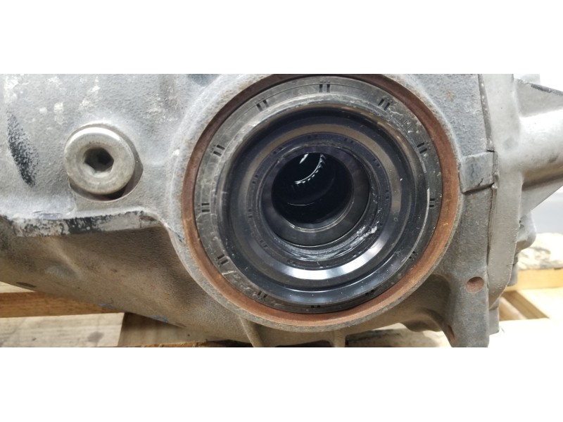 Recambio de diferencial trasero para lexus is 300h referencia OEM IAM 4111053300   Recambio de diferencial trasero para lexus is 300h referencia OEM IAM 4111053300