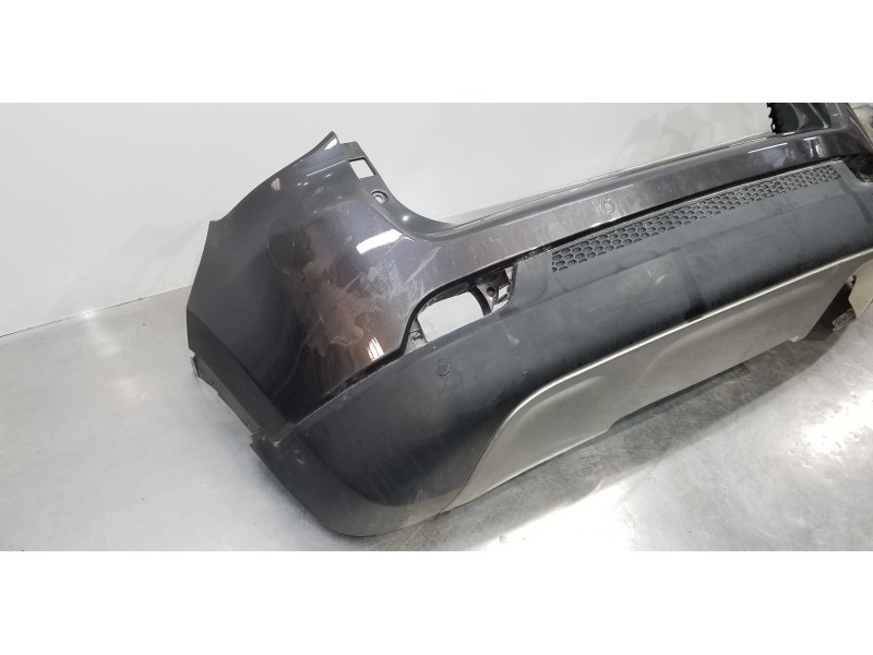 Recambio de paragolpes trasero para jeep compass ii longitude 4x4 referencia OEM IAM 68351629AA  