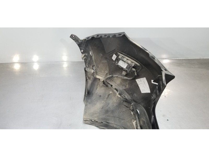 Recambio de paragolpes trasero para jeep compass ii longitude 4x4 referencia OEM IAM 68351629AA  