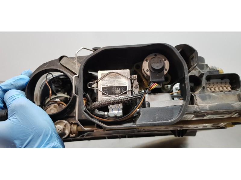 Recambio de faro izquierdo para volkswagen touareg (7la) tdi r5 referencia OEM IAM 7L6941017BG 7L6941015BK  Recambio de faro izquierdo para volkswagen touareg (7la) tdi r5 referencia OEM IAM 7L6941017BG 7L6941015BK