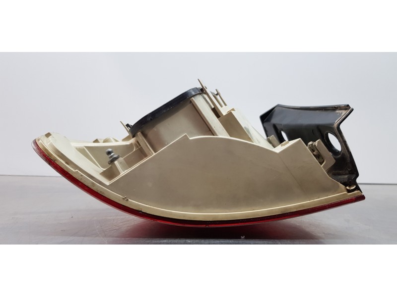 Recambio de piloto trasero derecho para volkswagen touareg (7la) tdi r5 referencia OEM IAM 7L6945096K   Recambio de piloto trasero derecho para volkswagen touareg (7la) tdi r5 referencia OEM IAM 7L6945096K