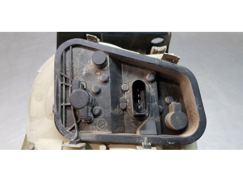 Recambio de piloto trasero derecho para volkswagen touareg (7la) tdi r5 referencia OEM IAM 7L6945096K   Recambio de piloto trasero derecho para volkswagen touareg (7la) tdi r5 referencia OEM IAM 7L6945096K